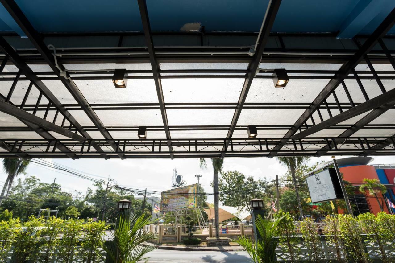 Udomsuk Hotel Satun Exterior foto